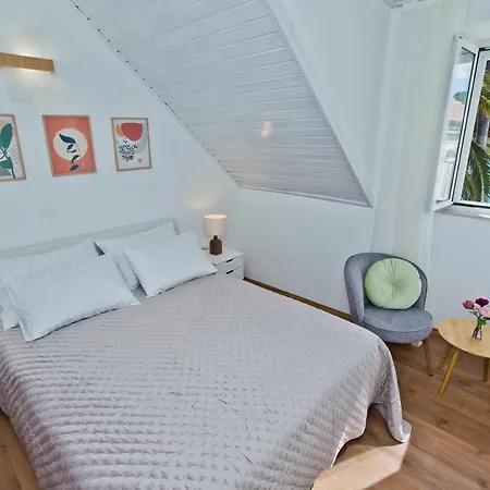 Apartment *heart Of The Port Room* Hvar Town