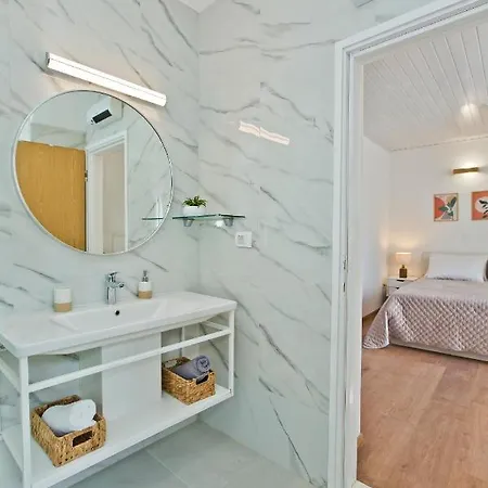 *heart Of The Port Room* Apartment